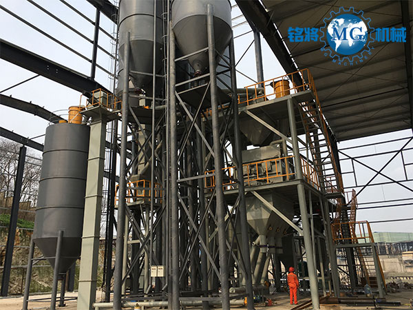 膩?zhàn)臃鄣姆N類(lèi)有哪些，膩?zhàn)臃鄣呐浞? /> 
</p>
<p>
	　　銘將智能型全自動(dòng)膩?zhàn)臃凵a(chǎn)線，是我公司歷時(shí)多年，成功研發(fā)的集自動(dòng)配料、智混、精裝、輸送、碼垛、裝車(chē)于一體的智能自動(dòng)化的膩?zhàn)臃凵a(chǎn)設(shè)備。該型設(shè)備的研制成功，將膩?zhàn)臃凵a(chǎn)正式投入到綠色、無(wú)塵、智能、高效的工業(yè)3.0版本時(shí)代。
</p>
<p style=