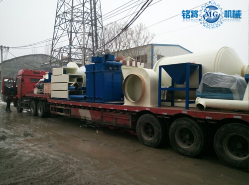 湖南智能保溫砂漿設(shè)備發(fā)貨現(xiàn)場